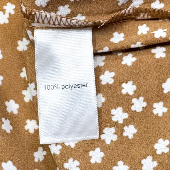 Maurices 2X Brown Floral Button Front Blouse - Plus Size - Picture 8 of 8